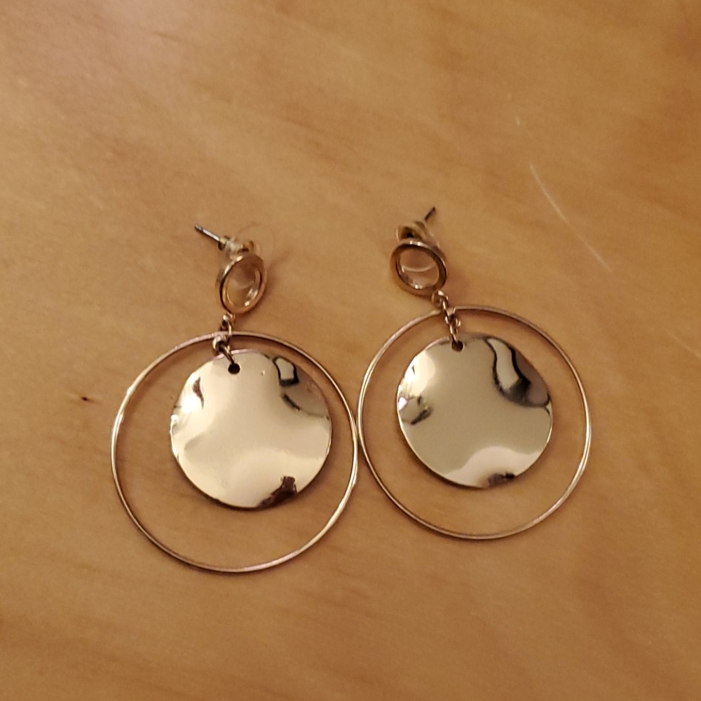 Gold hoop dangle earrings